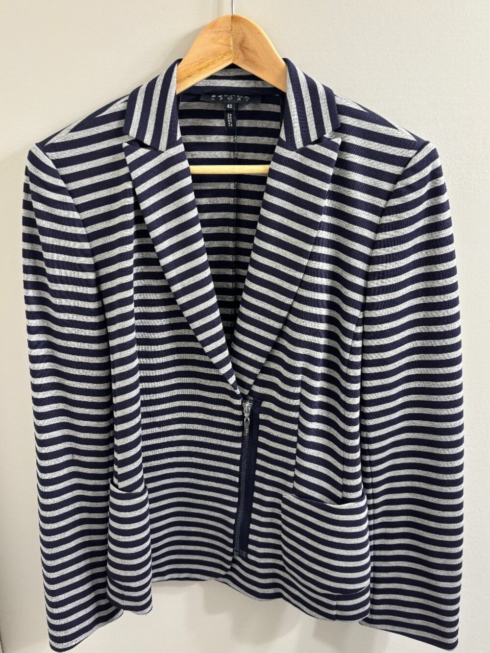 ESCADA Sport blazer - Sz 42 / 12 / L.